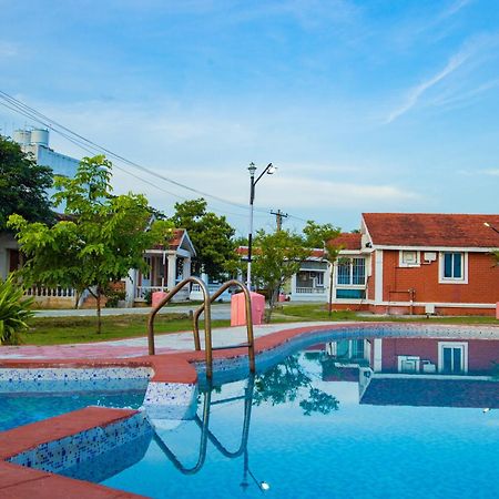Mamalla Kudil Resort Mamallapuram Dış mekan fotoğraf